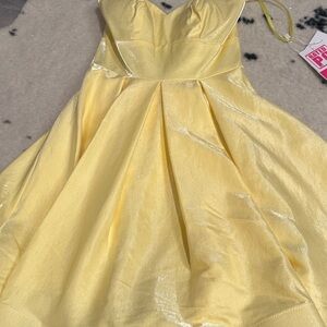 PromGirl Shimmering Yellow Cocktail Dress (Color of the Year)